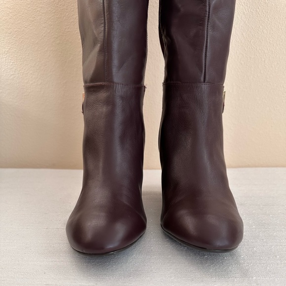 Bandolino Bilya Wine Suede/Leather Gold Buckle Knee High Boots Women’s 8.5M - Picture 5 of 14